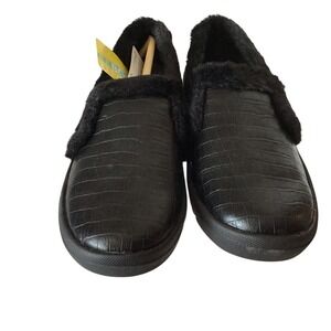 Baretraps Becky Furry Slip On Shoes Black Croc Embossed‎ Moc Toe Women 6.5 Wide